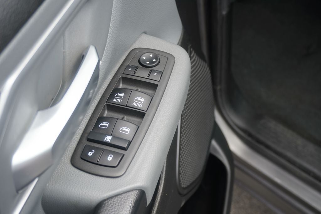 2022 RAM 1500 Big Horn Quad Cab 4x4 6'4' Box