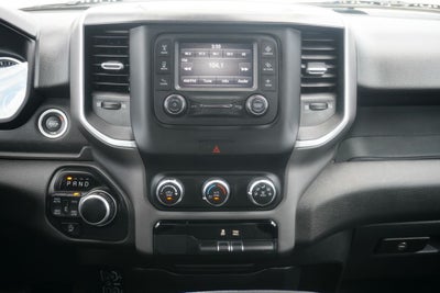 2022 RAM 1500 Big Horn Quad Cab 4x4 6'4' Box