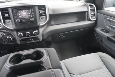 2022 RAM 1500 Big Horn Quad Cab 4x4 6'4' Box