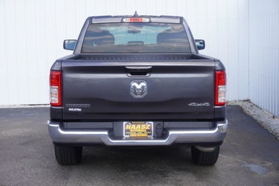 2022 RAM 1500 Big Horn Quad Cab 4x4 6'4' Box