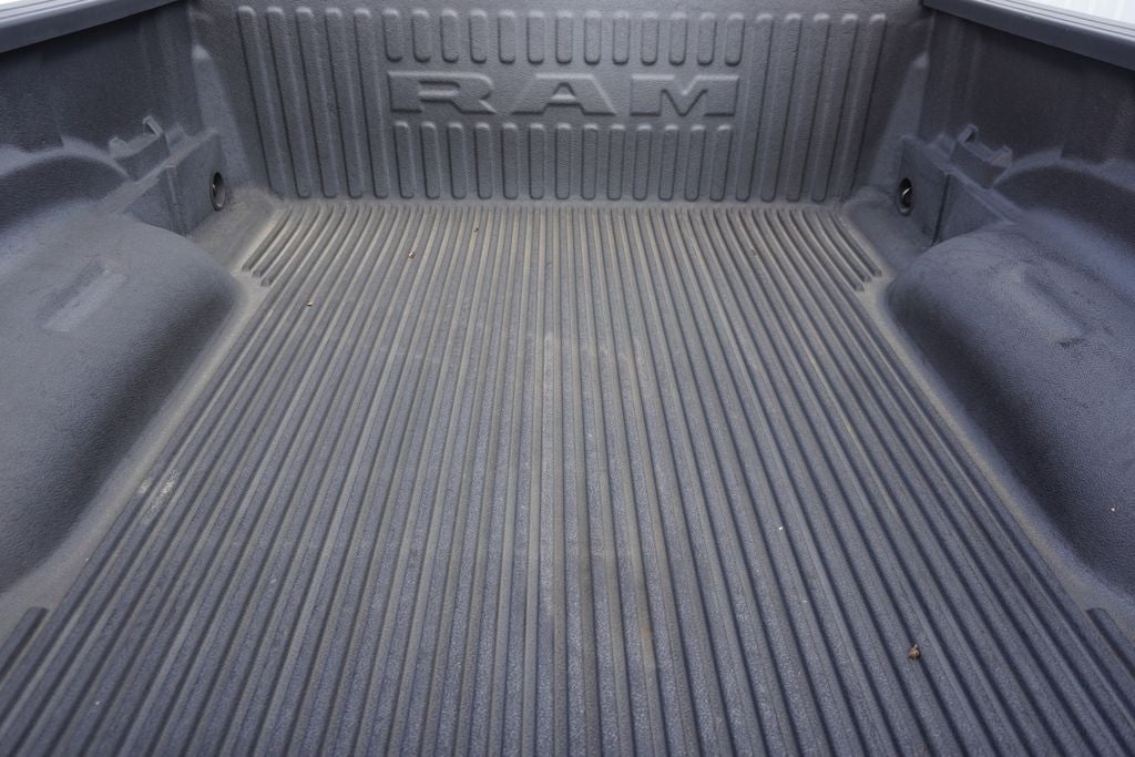 2022 RAM 1500 Big Horn Quad Cab 4x4 6'4' Box