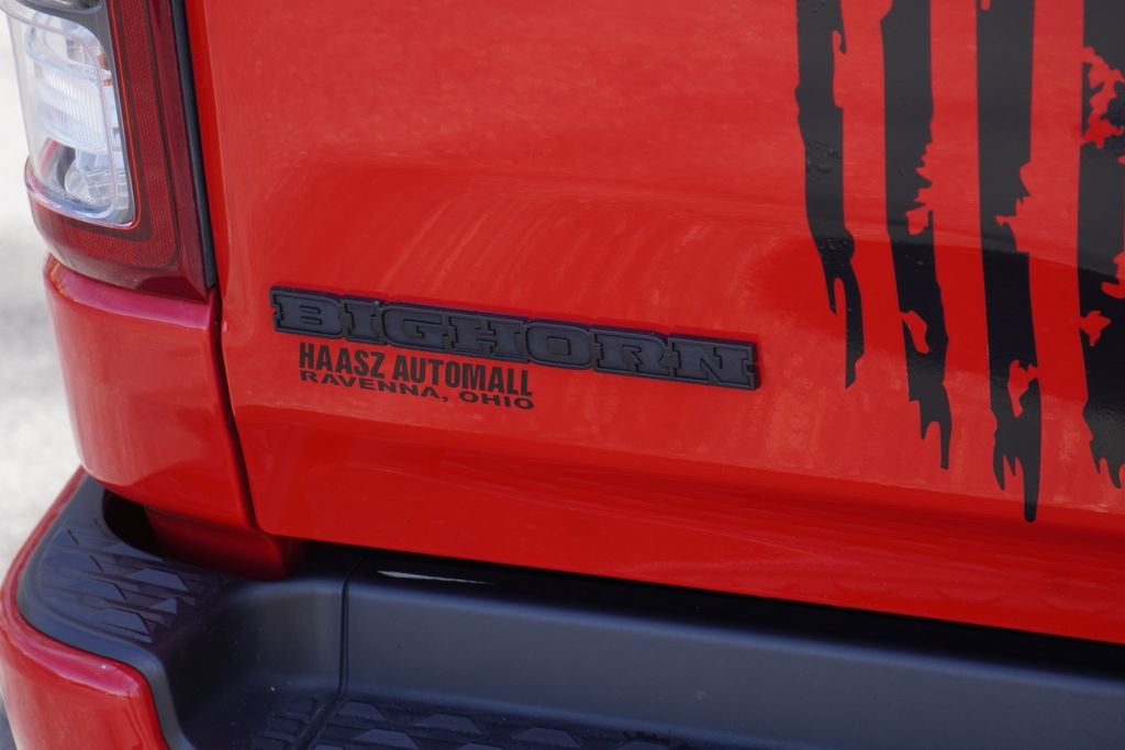 2023 RAM 1500 Big Horn Crew Cab 4x4 5'7' Box