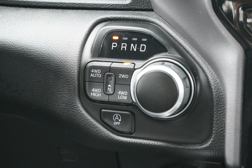 2023 RAM 1500 Big Horn Crew Cab 4x4 5'7' Box