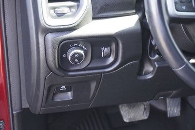 2023 RAM 1500 Big Horn Crew Cab 4x4 5'7' Box