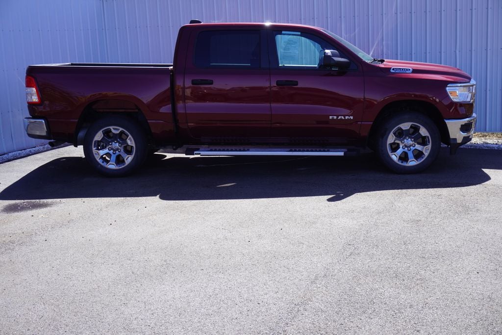 2023 RAM 1500 Big Horn Crew Cab 4x4 5'7' Box
