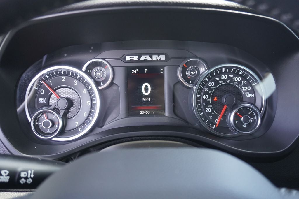 2023 RAM 1500 Big Horn Crew Cab 4x4 5'7' Box