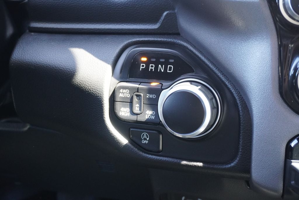 2023 RAM 1500 Big Horn Crew Cab 4x4 5'7' Box