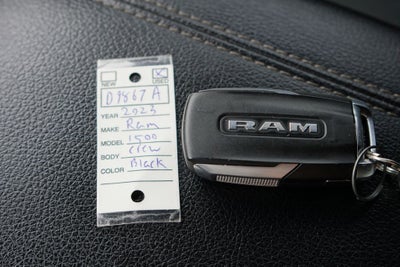 2023 RAM 1500 Big Horn Crew Cab 4x4 5'7' Box