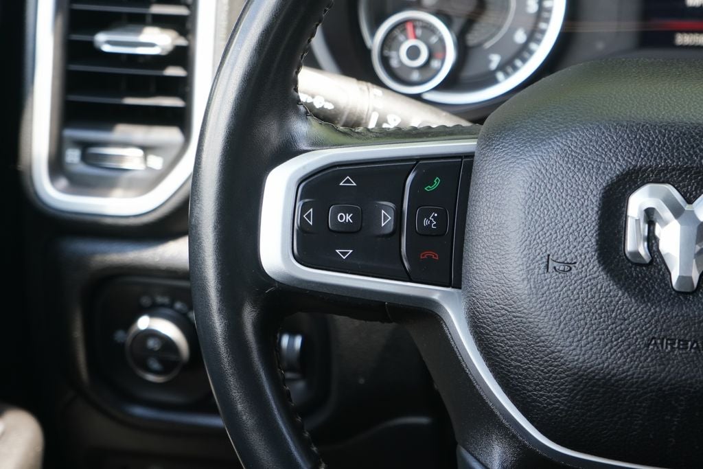 2023 RAM 1500 Big Horn Crew Cab 4x4 5'7' Box