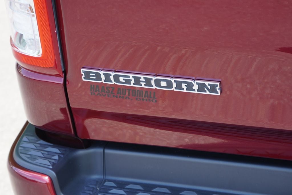 2023 RAM 1500 Big Horn Crew Cab 4x4 5'7' Box