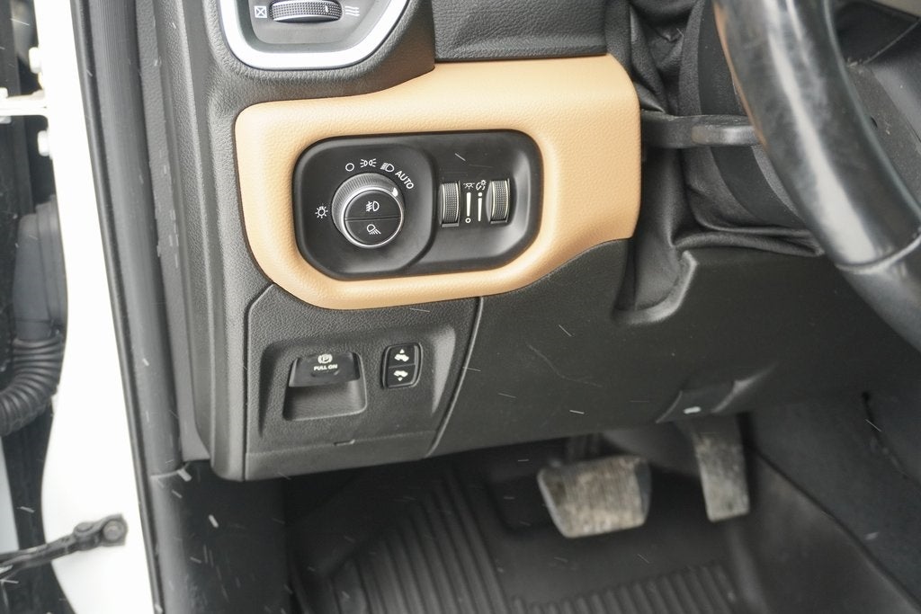 2019 RAM 1500 Big Horn/Lone Star Crew Cab 4x4 5'7' Box