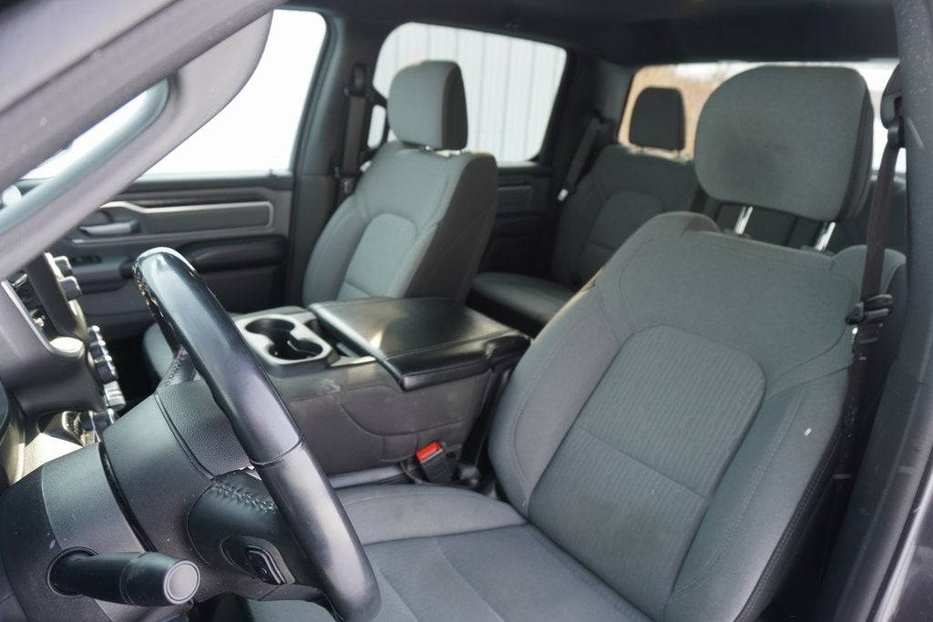 2022 RAM 1500 Big Horn Crew Cab 4x4 5'7' Box