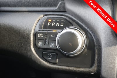 2022 RAM 1500 Big Horn Crew Cab 4x4 5'7' Box