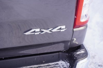 2022 RAM 1500 Big Horn Crew Cab 4x4 5'7' Box