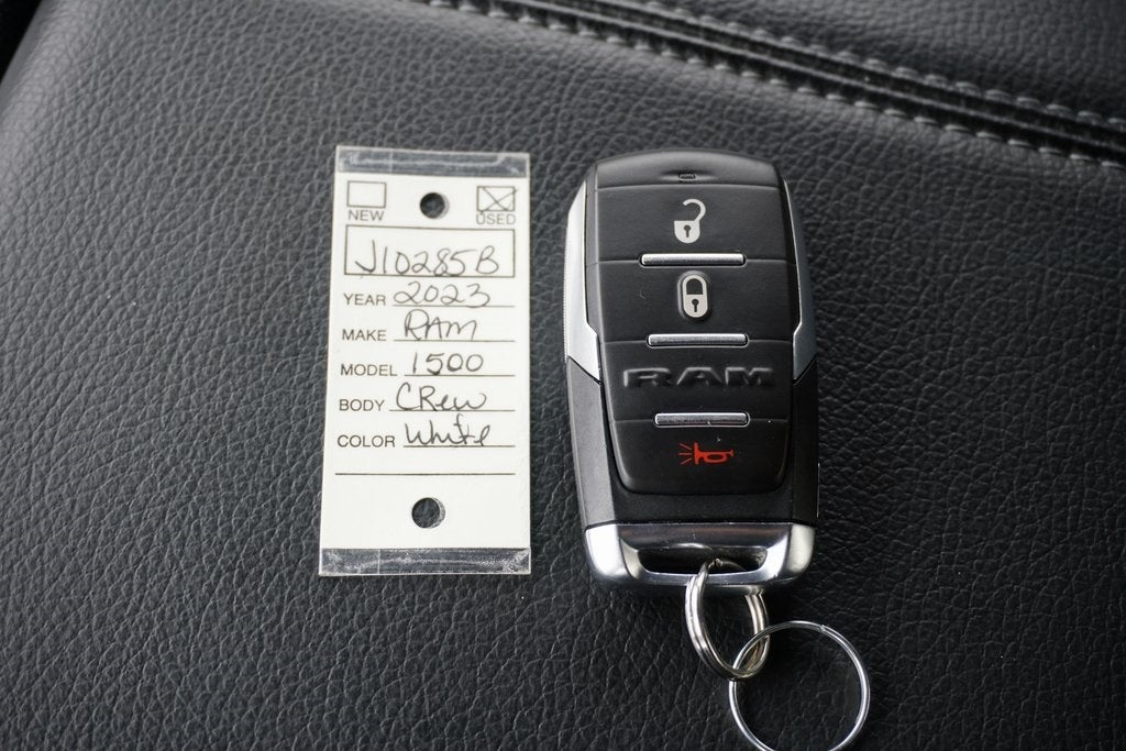 2023 RAM 1500 Big Horn Crew Cab 4x4 5'7' Box