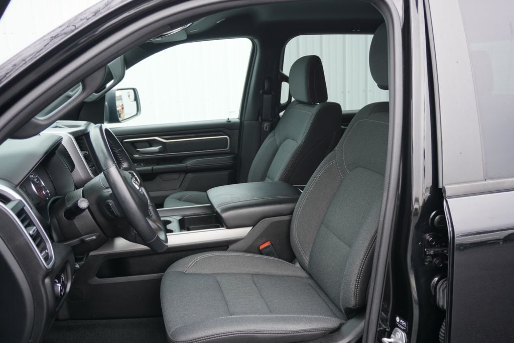 2023 RAM 1500 Big Horn Crew Cab 4x4 5'7' Box