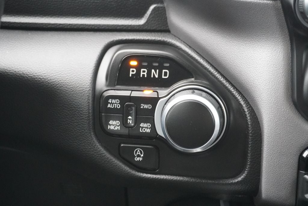 2023 RAM 1500 Big Horn Crew Cab 4x4 5'7' Box