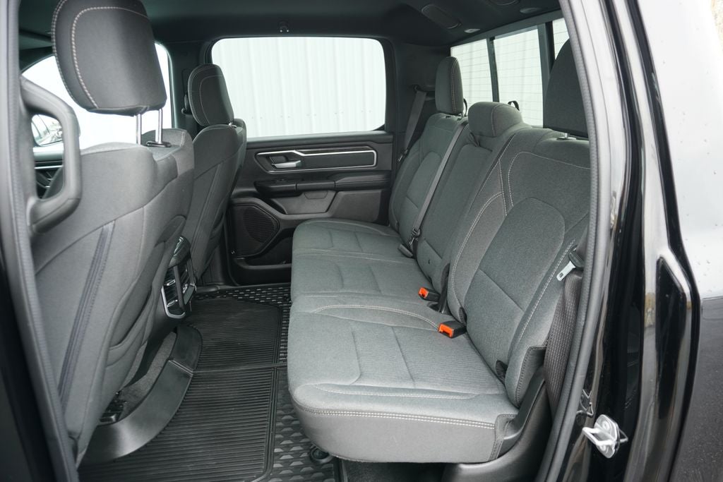 2023 RAM 1500 Big Horn Crew Cab 4x4 5'7' Box