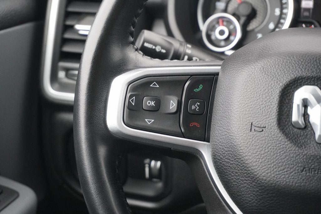 2022 RAM 1500 Big Horn Crew Cab 4x4 5'7' Box