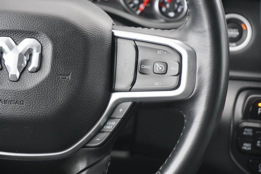 2022 RAM 1500 Big Horn Crew Cab 4x4 5'7' Box