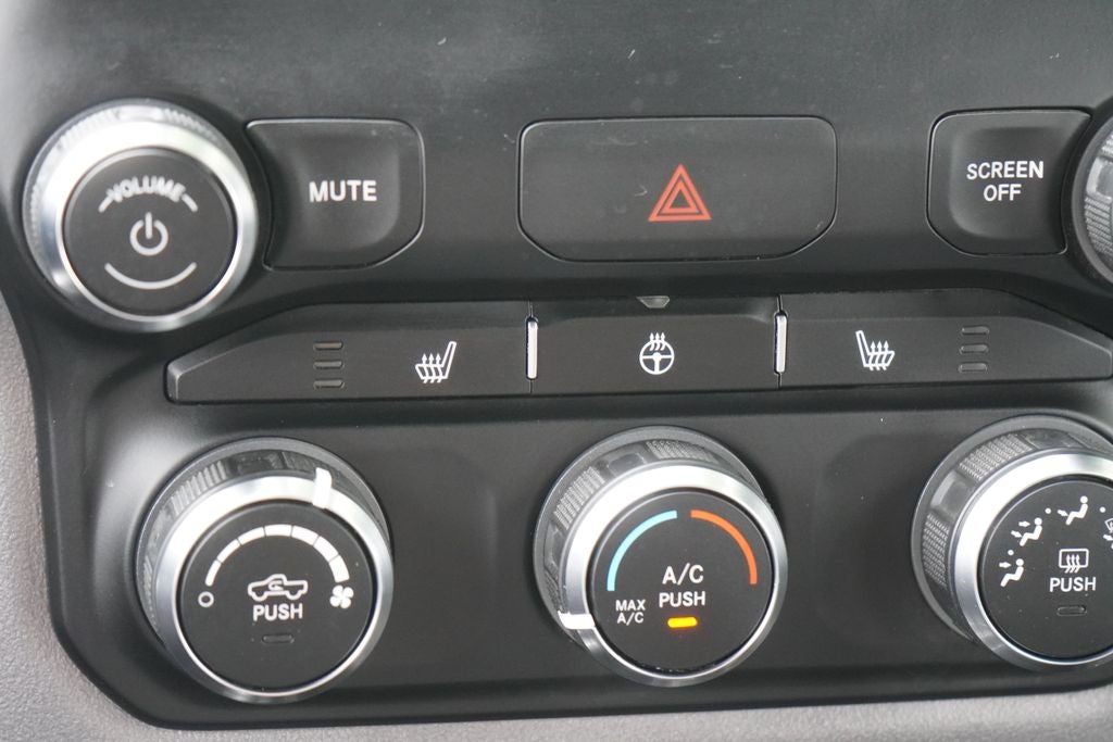 2023 RAM 1500 Big Horn Crew Cab 4x4 5'7' Box