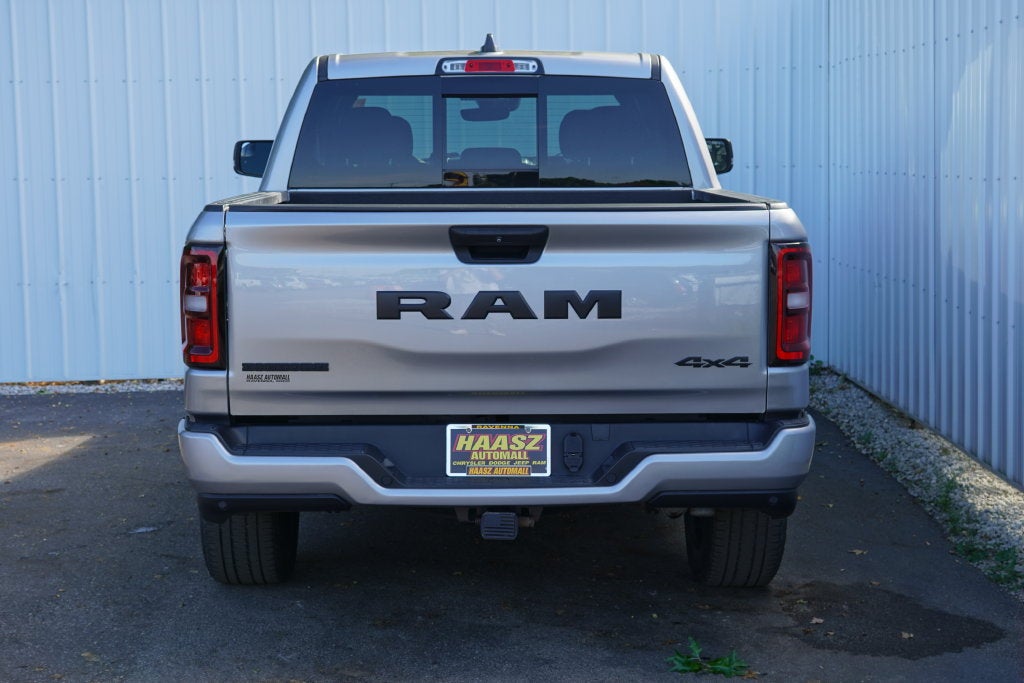 2025 RAM 1500 Big Horn Crew Cab 4x4 5'7' Box