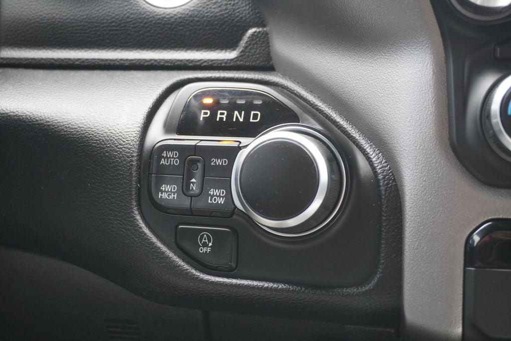 2019 RAM 1500 Big Horn/Lone Star Crew Cab 4x4 5'7' Box