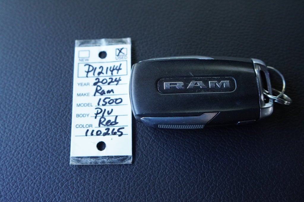 2024 RAM 1500 Big Horn Crew Cab 4x4 5'7' Box
