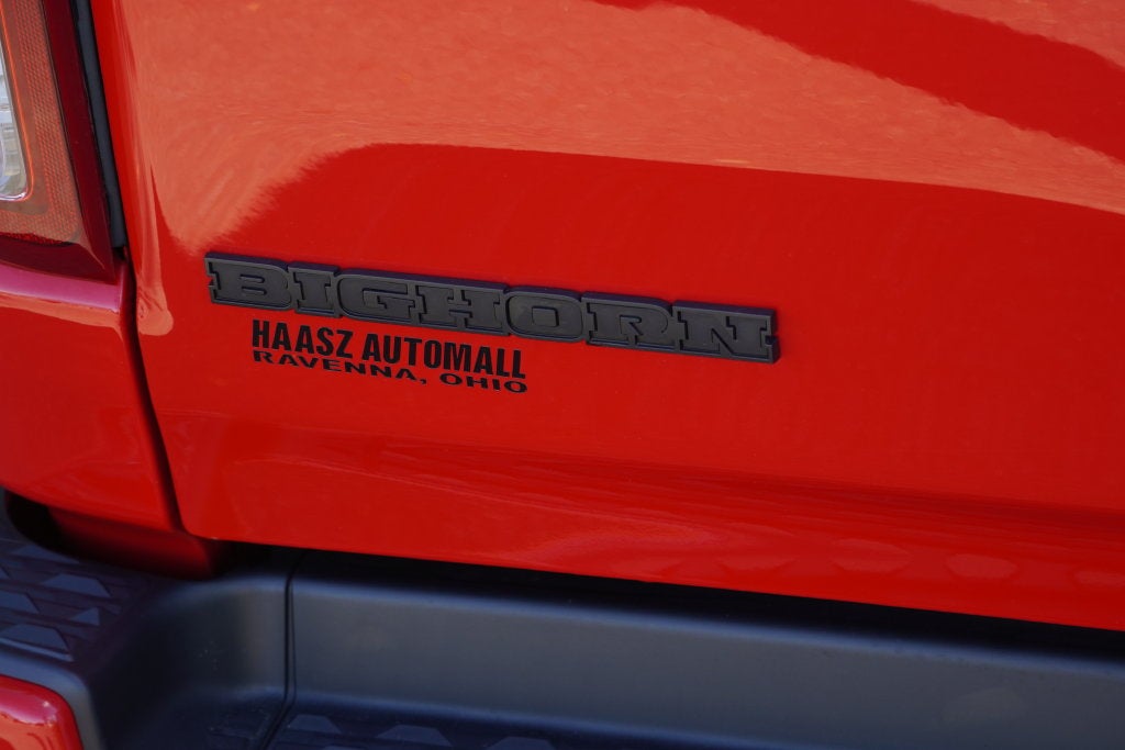2024 RAM 1500 Big Horn Crew Cab 4x4 5'7' Box