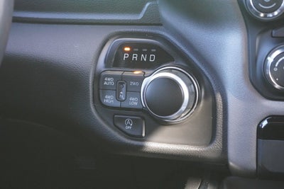 2024 RAM 1500 Big Horn Crew Cab 4x4 5'7' Box