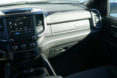 2024 RAM 1500 Big Horn Crew Cab 4x4 5'7' Box