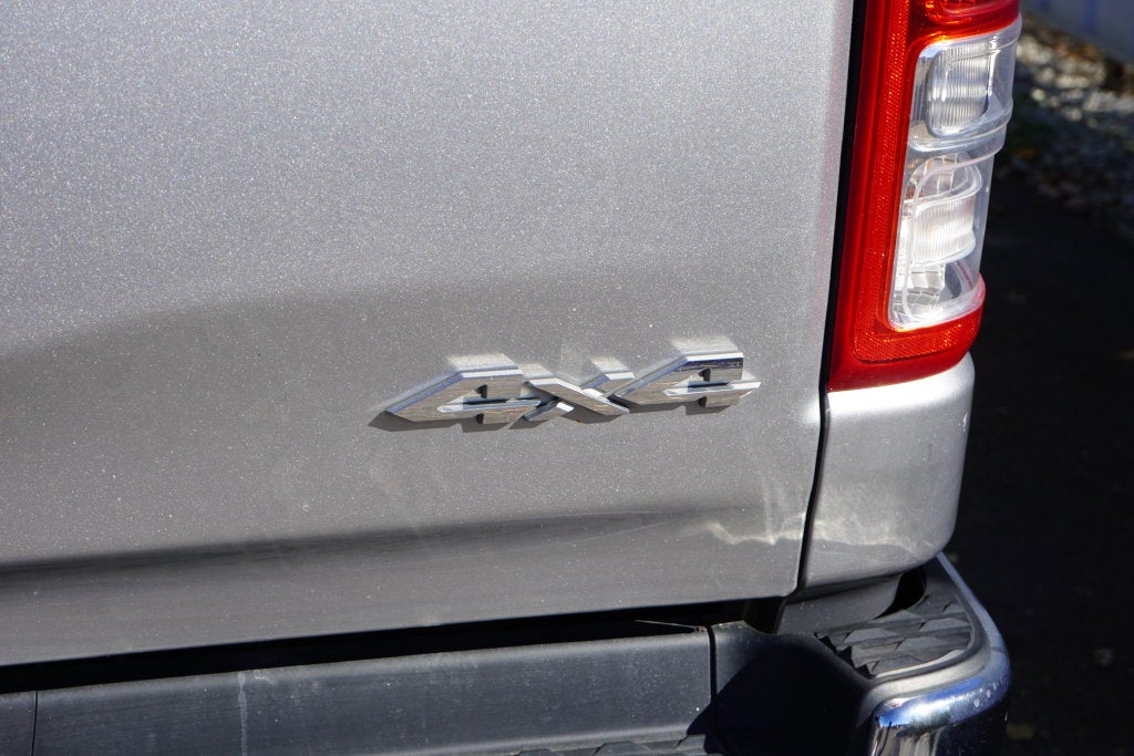2024 RAM 1500 Big Horn Crew Cab 4x4 5'7' Box