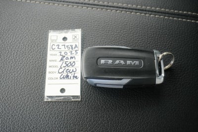 2025 RAM 1500 Big Horn Crew Cab 4x4 5'7' Box