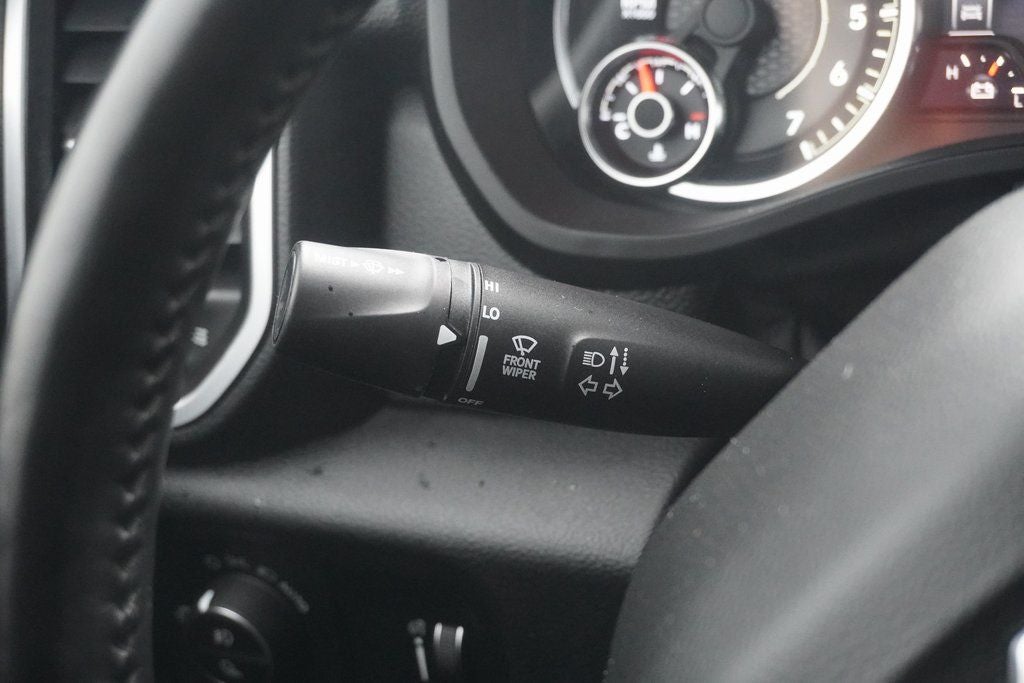 2021 RAM 1500 Big Horn Crew Cab 4x4 5'7' Box