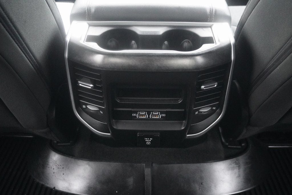 2021 RAM 1500 Big Horn Crew Cab 4x4 5'7' Box