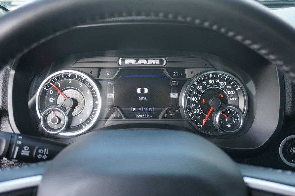 2022 RAM 1500 Big Horn Crew Cab 4x4 5'7' Box