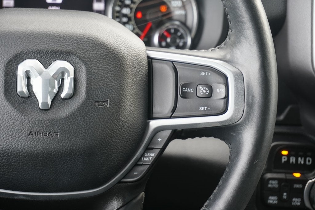 2022 RAM 1500 Big Horn Crew Cab 4x4 5'7' Box