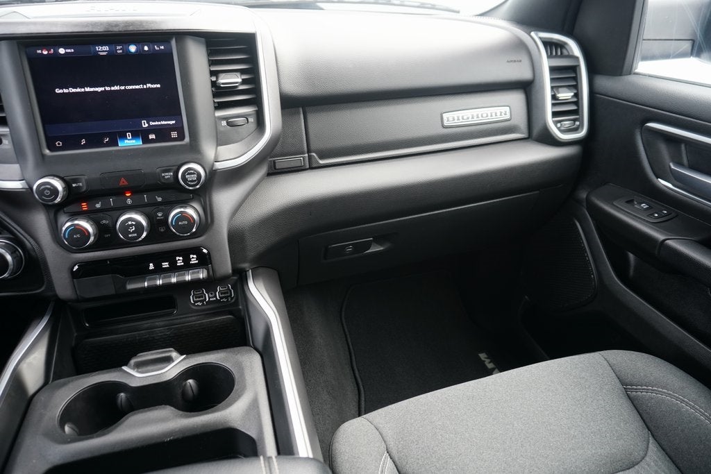 2022 RAM 1500 Big Horn Crew Cab 4x4 5'7' Box