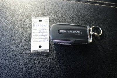 2022 RAM 1500 Big Horn Crew Cab 4x4 5'7' Box