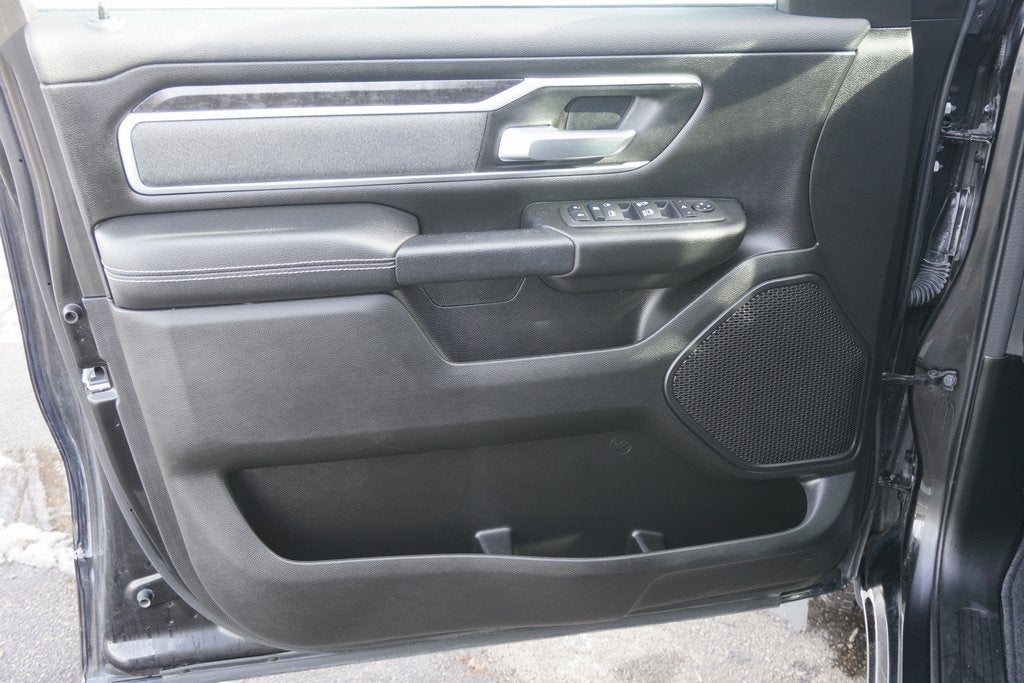 2022 RAM 1500 Big Horn Crew Cab 4x4 5'7' Box