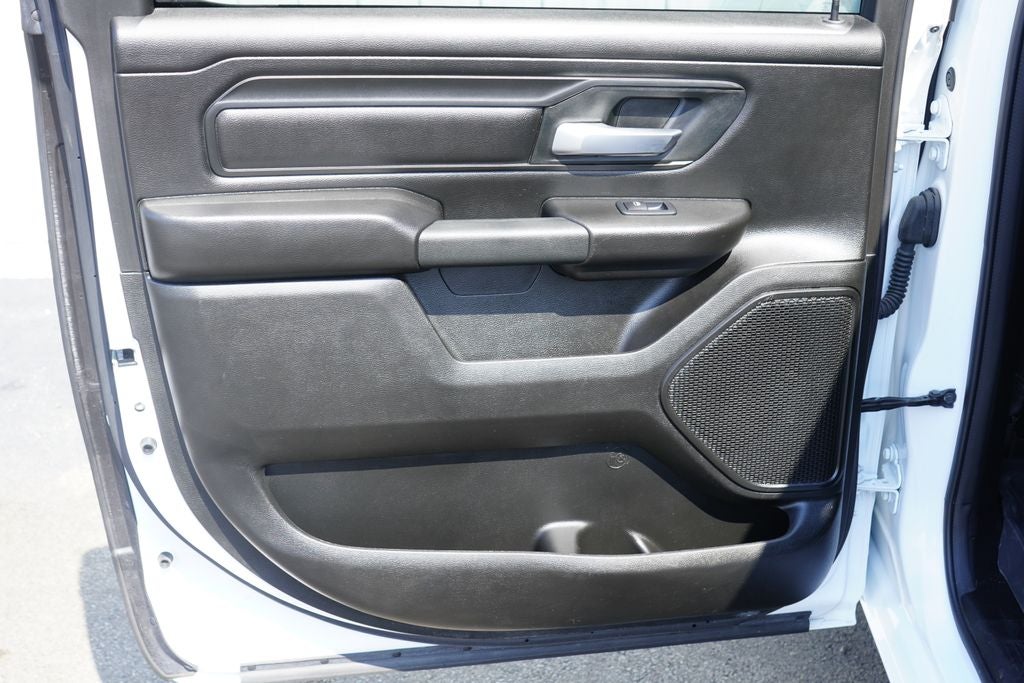 2024 RAM 1500 Tradesman Crew Cab 4x4 5'7' Box