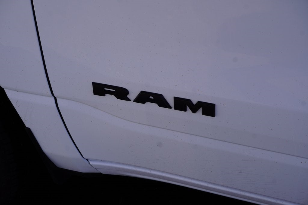 2025 RAM 1500 Tradesman Crew Cab 4x4 5'7' Box