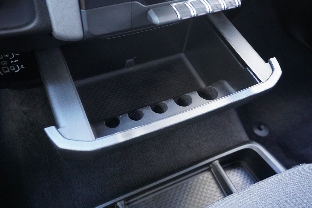 2025 RAM 1500 Tradesman Crew Cab 4x4 5'7' Box