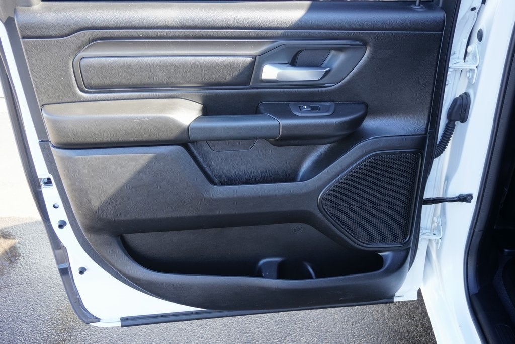 2025 RAM 1500 Tradesman Crew Cab 4x4 5'7' Box