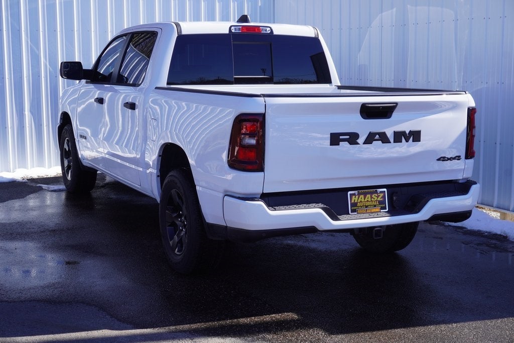 2025 RAM 1500 Tradesman Crew Cab 4x4 5'7' Box