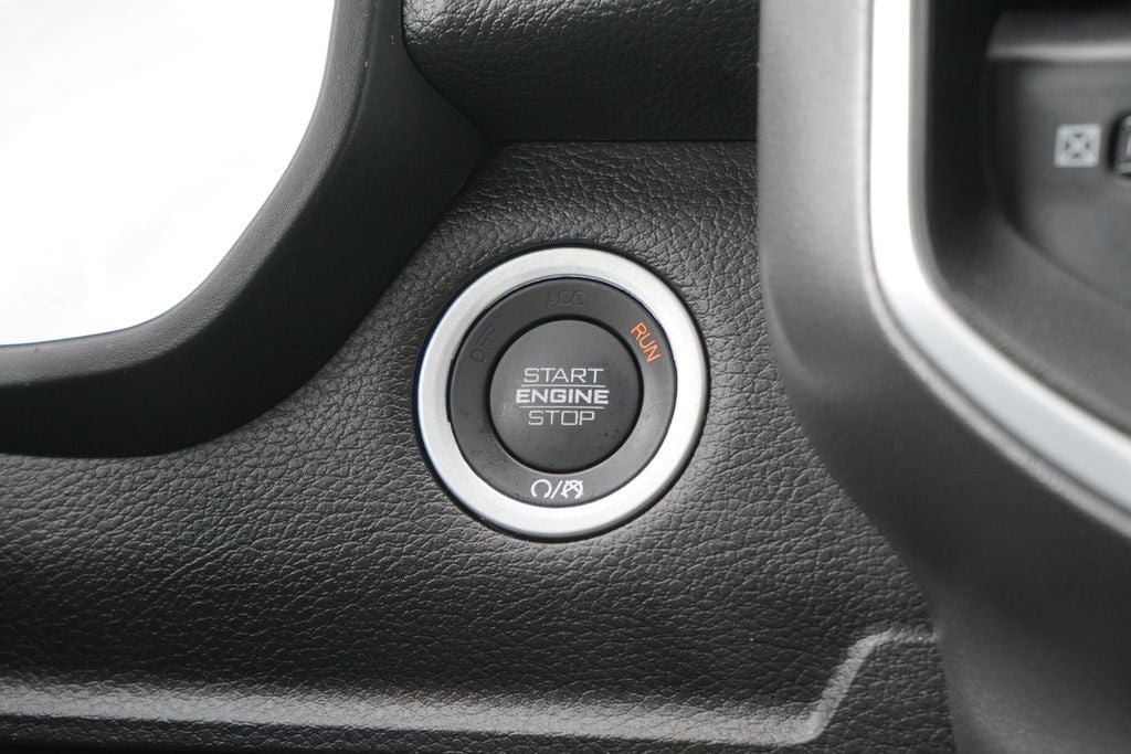 2023 RAM 1500 Big Horn Quad Cab 4x4 6'4' Box