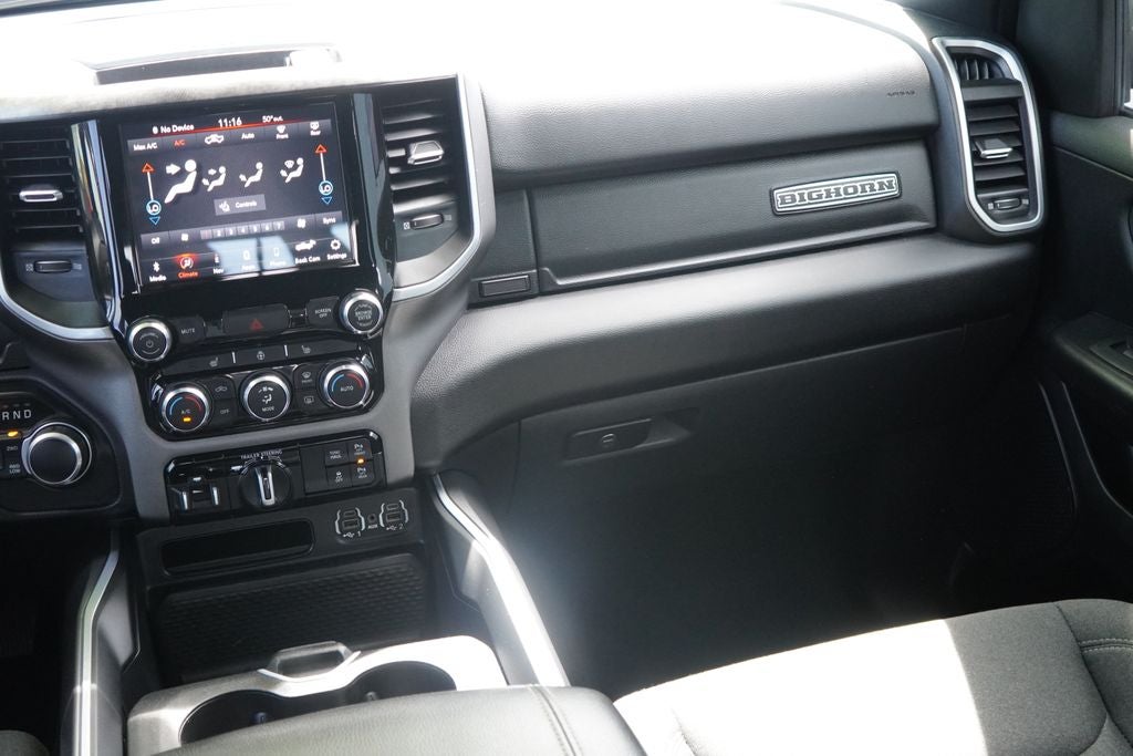 2021 RAM 1500 Big Horn Quad Cab 4x4 6'4' Box