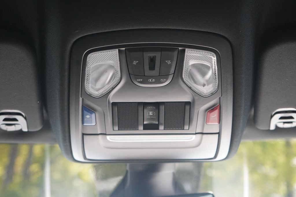 2021 RAM 1500 Big Horn Quad Cab 4x4 6'4' Box