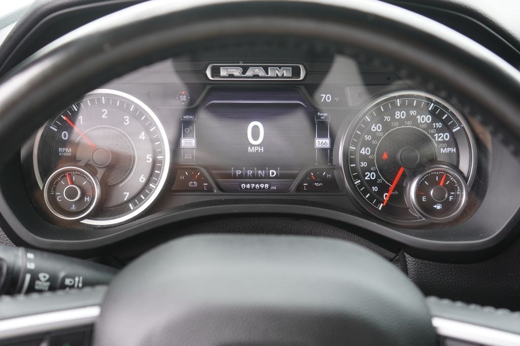 2021 RAM 1500 Big Horn Quad Cab 4x4 6'4' Box