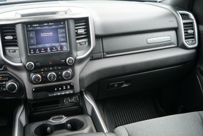 2021 RAM 1500 Big Horn Quad Cab 4x4 6'4' Box